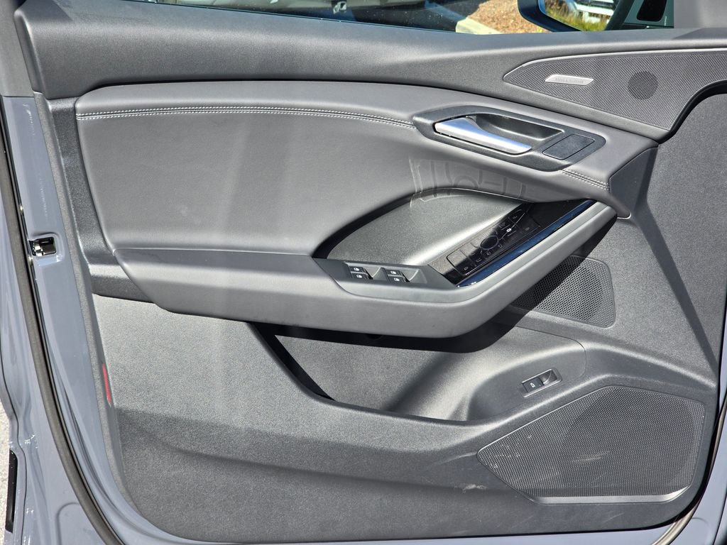 Used 2025 Audi Q6 e-tron Premium Plus w/ Premium Plus image 20