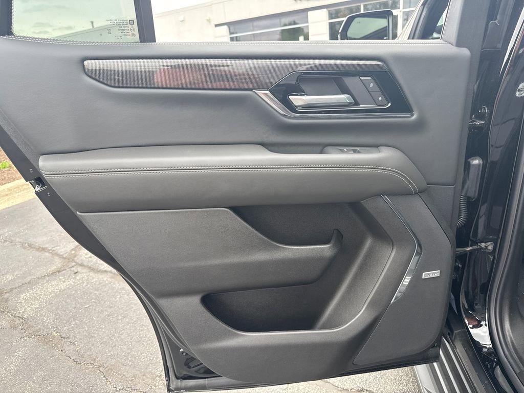 Certified 2026 GMC Yukon Elevation w/ Elevation Premium Package AWD/4WD image 34