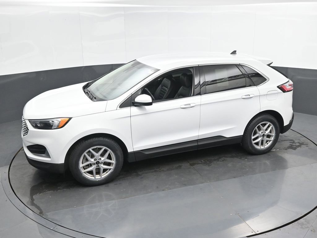 Used 2024 Ford Edge SEL image 42