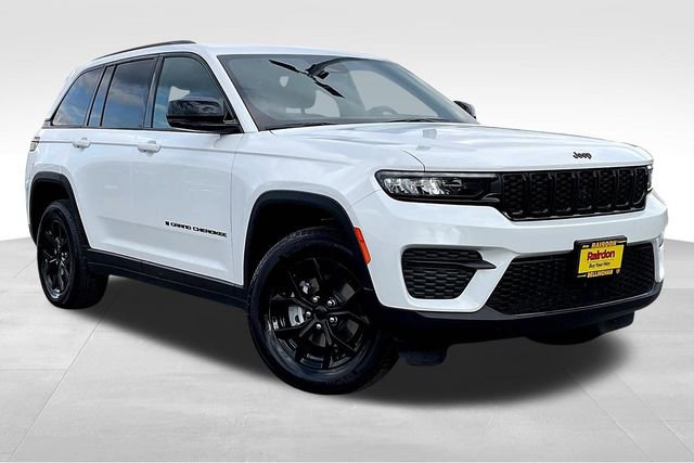 Used 2025 Jeep Grand Cherokee Altitude