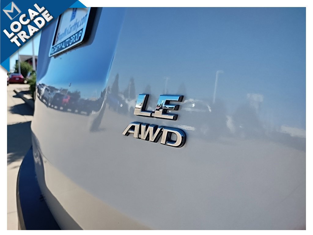 Used 2015 Toyota RAV4 LE AWD/4WD image 10