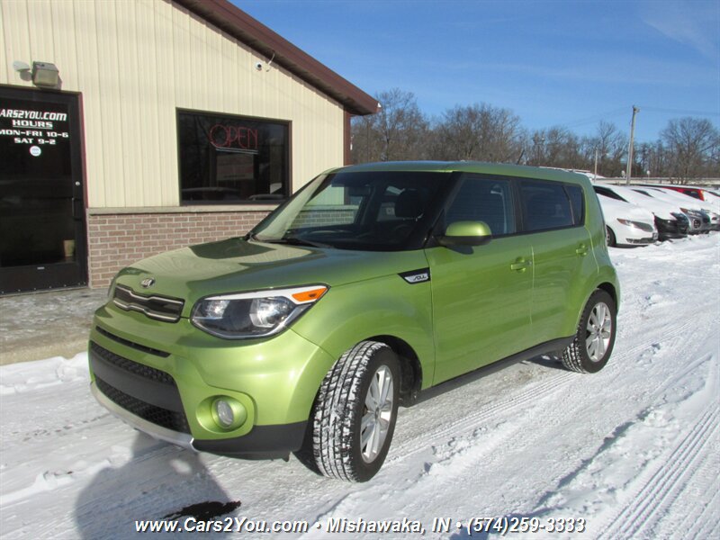Used 2018 Kia Soul + FWD image 3
