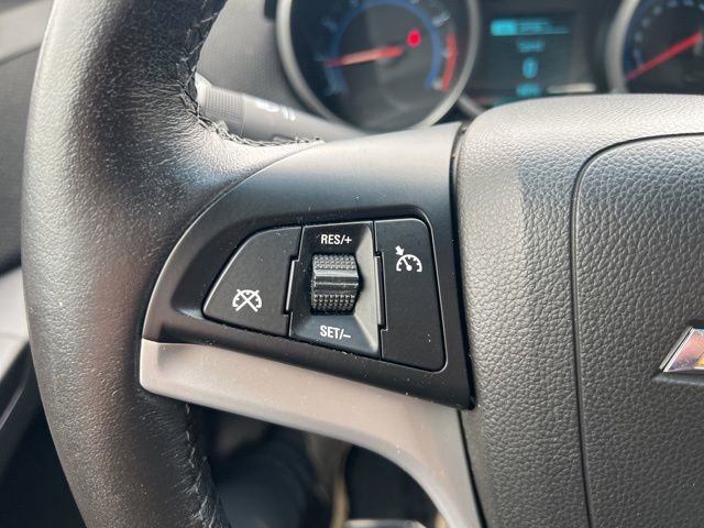 Used 2014 Chevrolet Cruze LT image 8