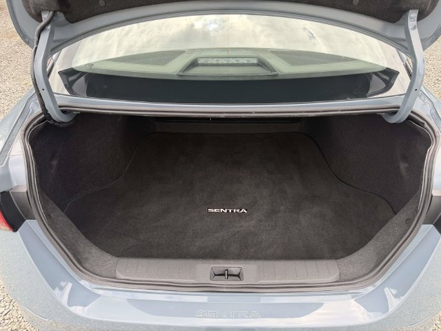 Used 2025 Nissan Sentra SV FWD image 13