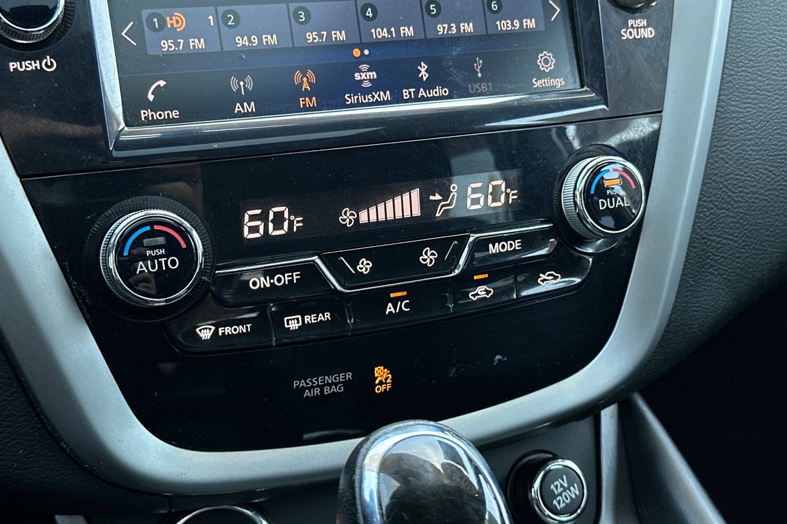 Used 2019 Nissan Murano SV AWD/4WD image 20