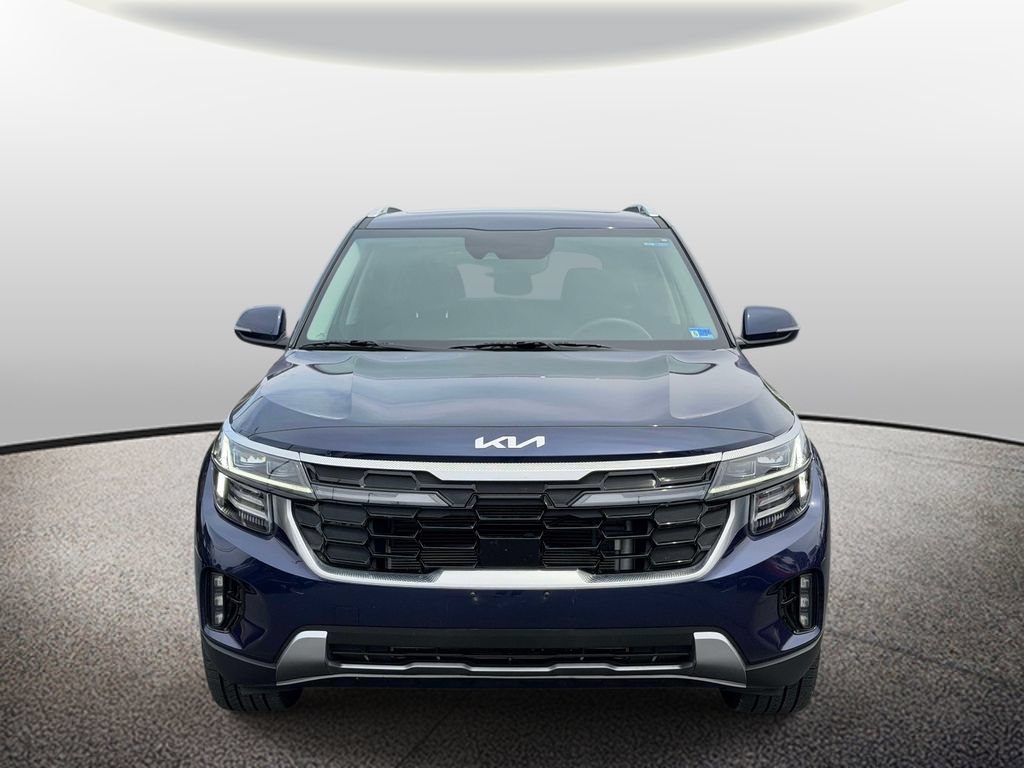 Used 2024 Kia Seltos SX w/ SX Sunroof Package AWD/4WD image 8