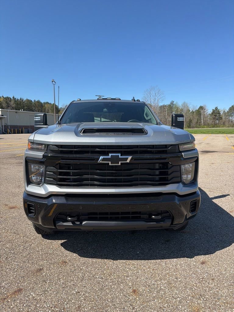 New 2026 Chevrolet Silverado 2500 Custom w/ Custom Value Package AWD/4WD image 2