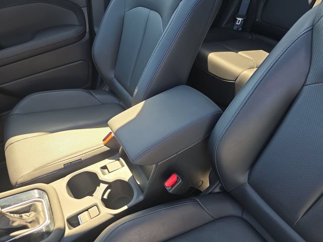 Used 2025 Subaru Forester Limited AWD/4WD image 22