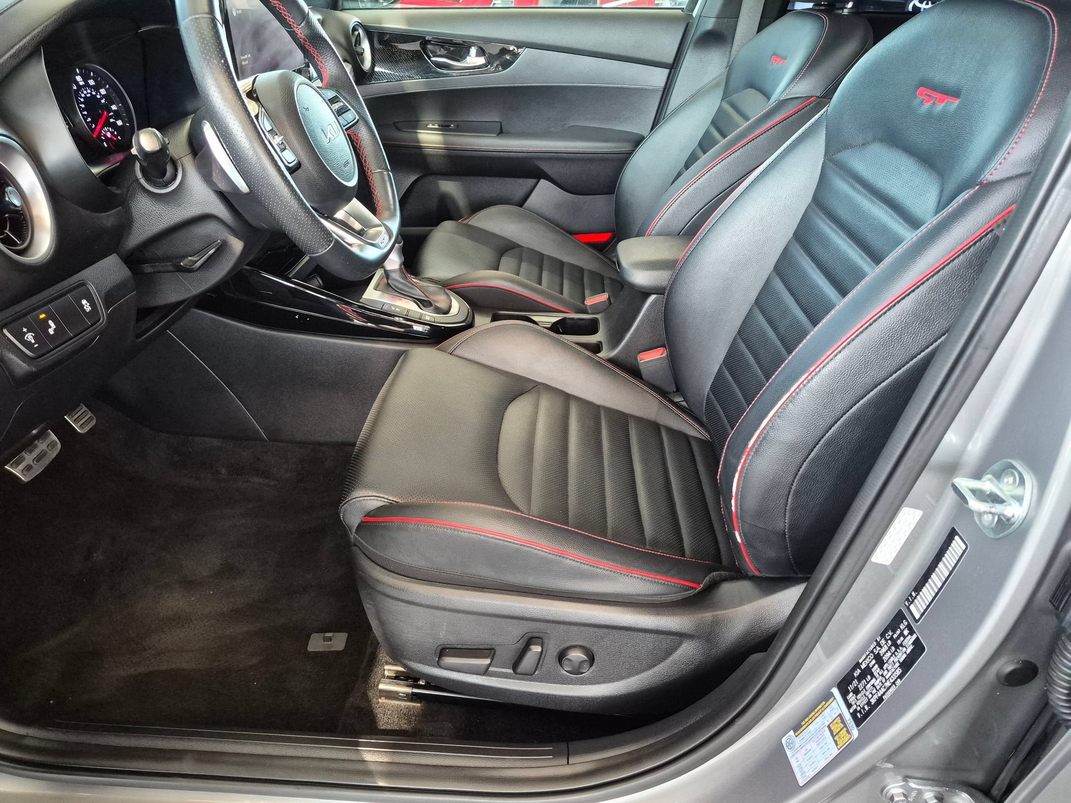 Used 2022 Kia Forte GT w/ GT2 Package FWD image 11