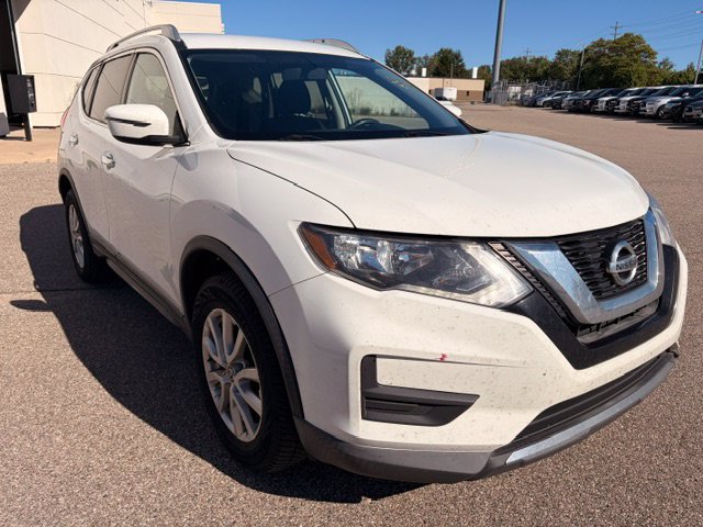 Used 2017 Nissan Rogue SV AWD/4WD image 1