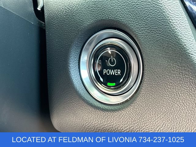 Used 2024 Cadillac Lyriq Luxury w/ Nappa Leather Package AWD/4WD image 16