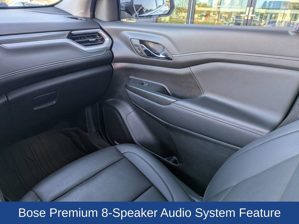 Used 2023 GMC Acadia SLT w/ Preferred Package image 20
