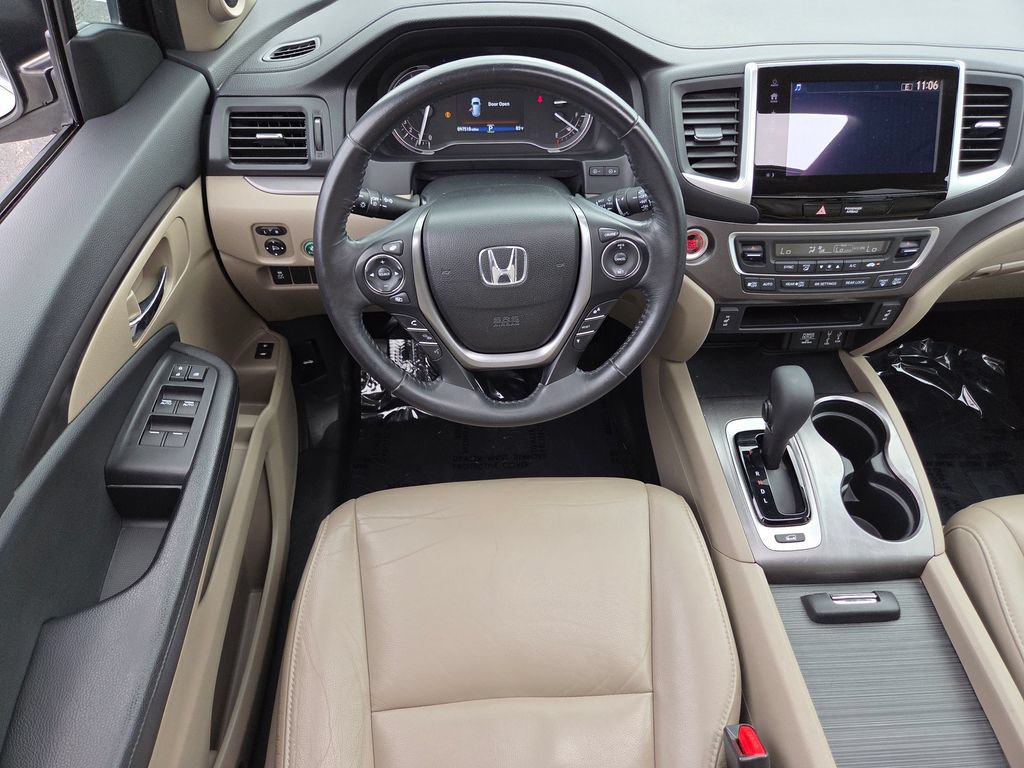 Certified 2017 Honda Pilot EX-L image 32
