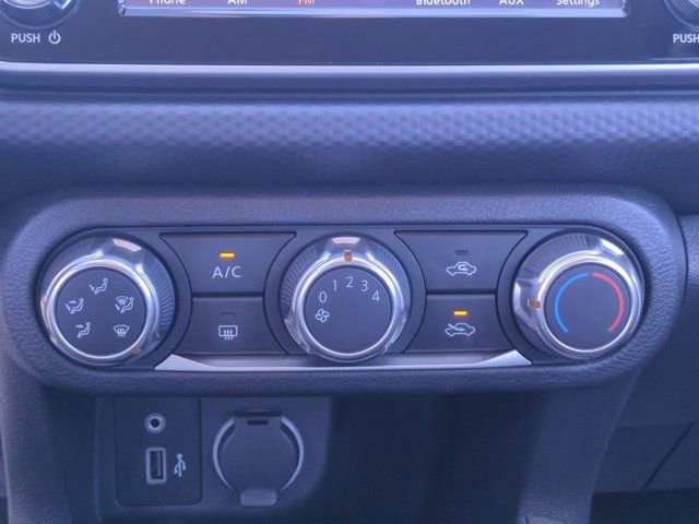 Used 2022 Nissan Kicks S image 26