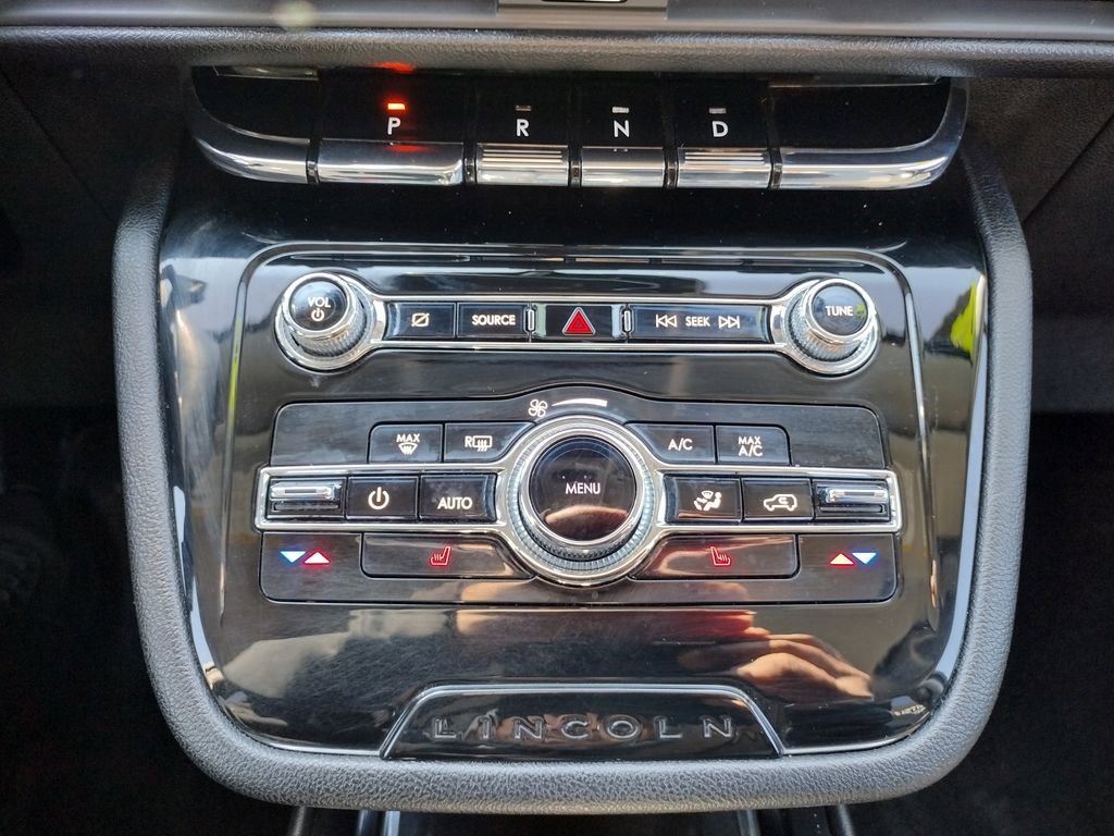 Used 2022 Lincoln Corsair Reserve image 6