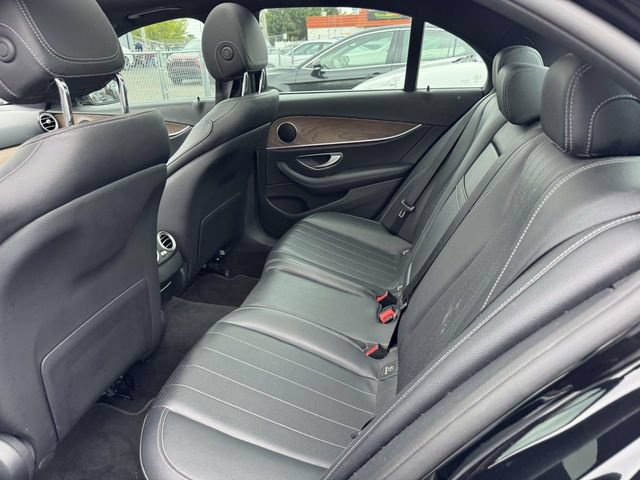 Used 2022 Mercedes-Benz E 350 Sedan image 16