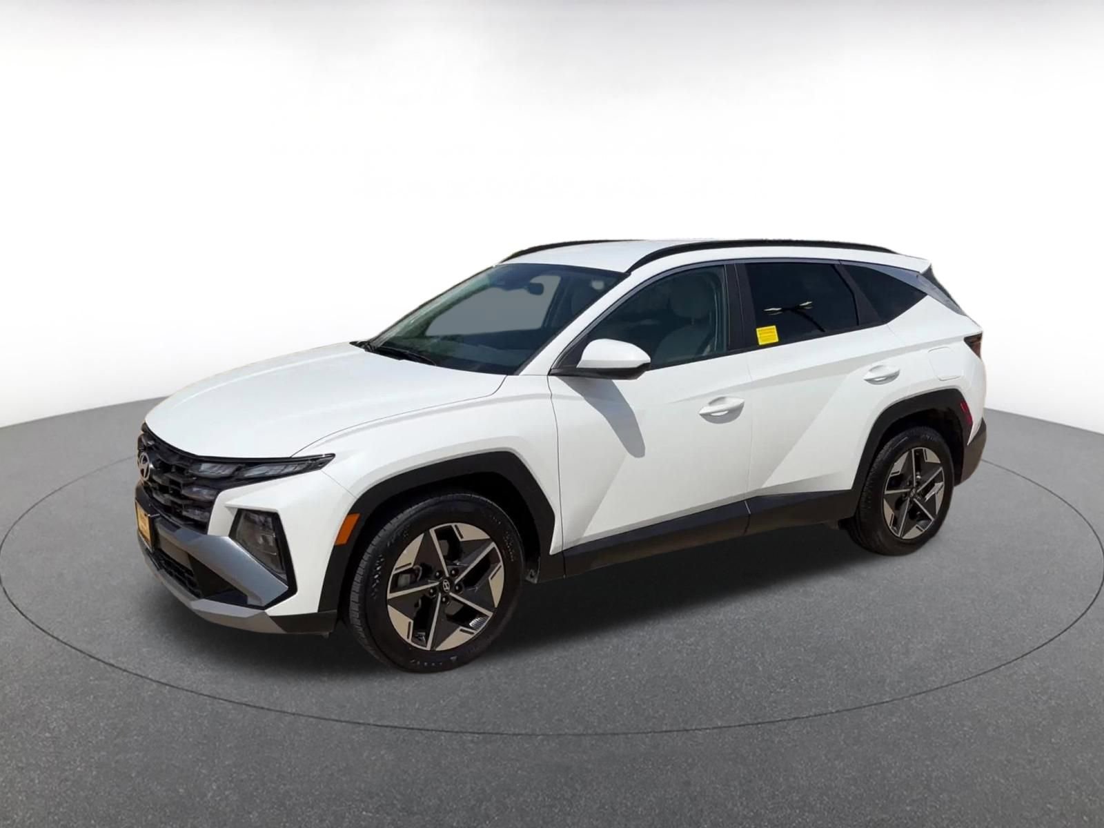 Used 2025 Hyundai Tucson SEL FWD image 8