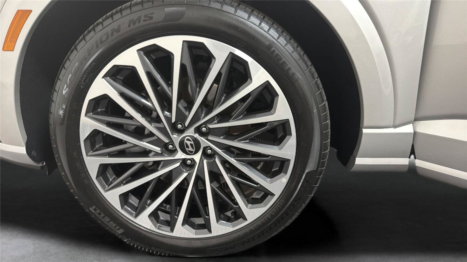 Certified 2026 Hyundai Palisade Calligraphy AWD/4WD image 24