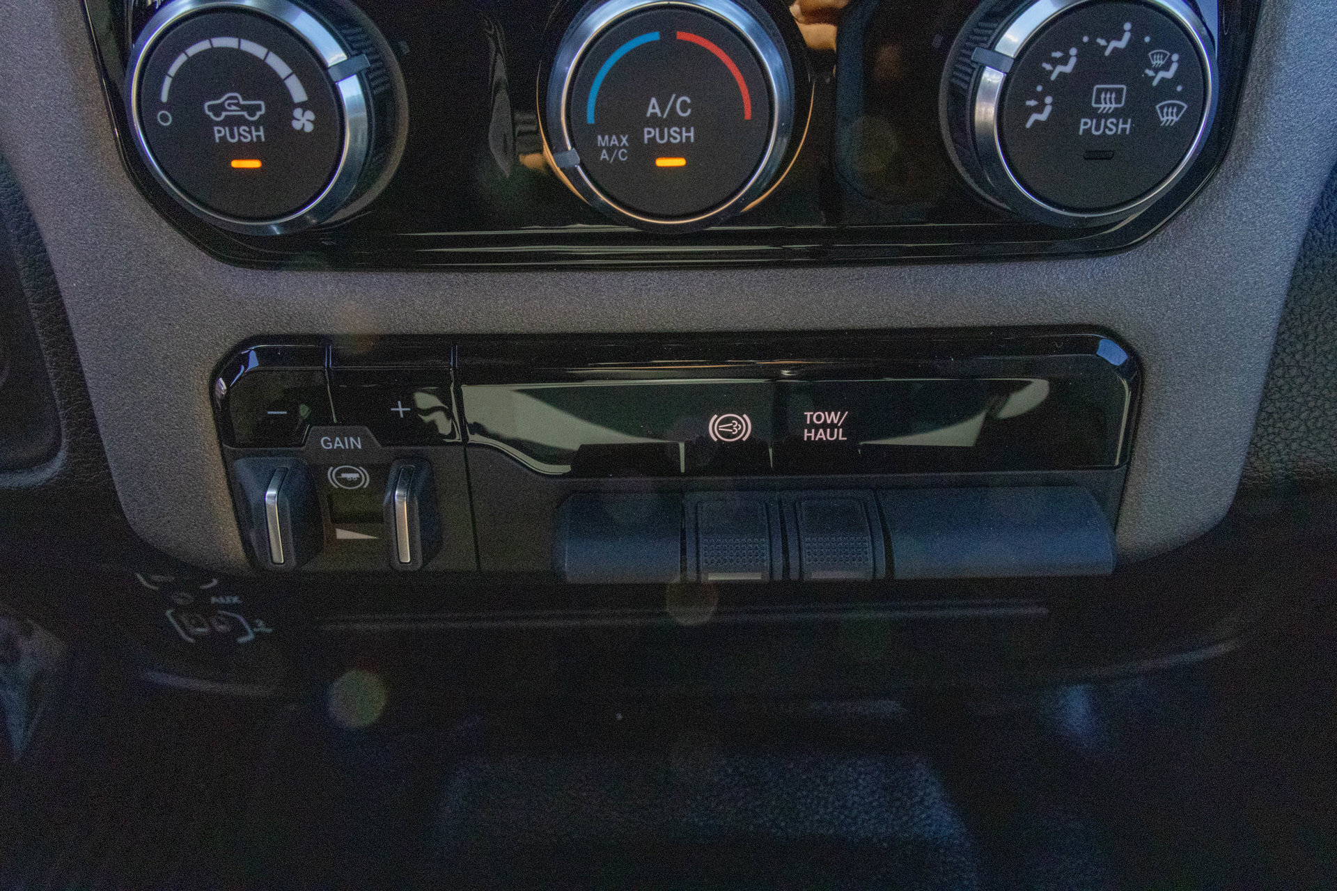 New 2027 RAM 3500 Tradesman AWD/4WD image 21