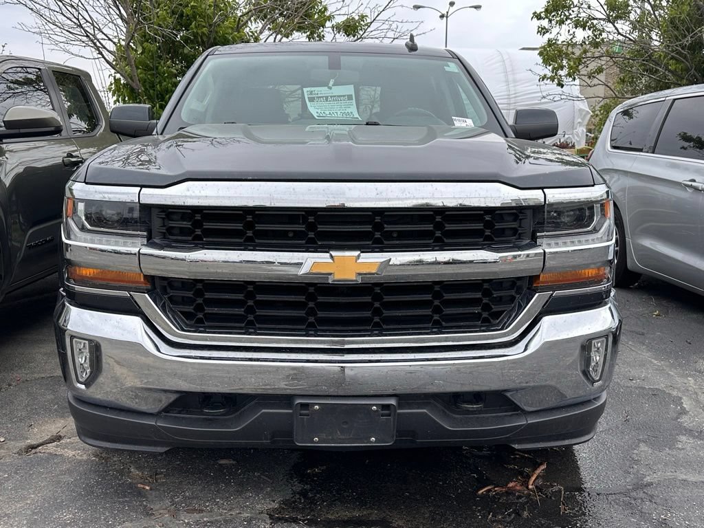 Used 2017 Chevrolet Silverado 1500 LT w/ All Star Edition AWD/4WD image 2