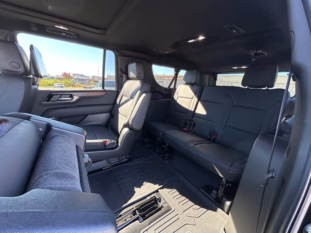 New 2026 GMC Yukon XL Denali w/ Denali Reserve Package AWD/4WD image 21