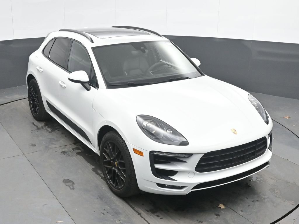 Used 2018 Porsche Macan GTS w/ Premium Package Plus image 34