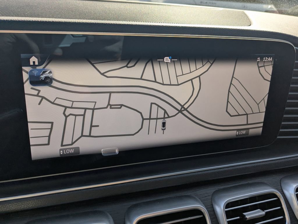 Certified 2025 Mercedes-Benz GLE 450e 4MATIC image 9