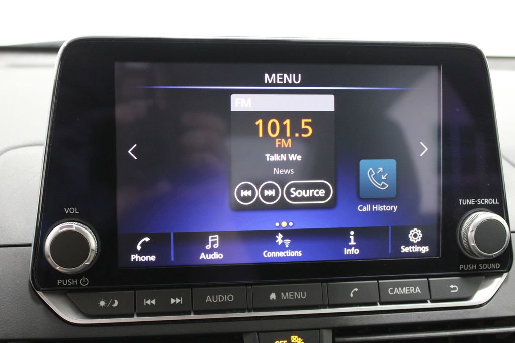 Used 2024 Nissan Altima 2.5 SV FWD image 44