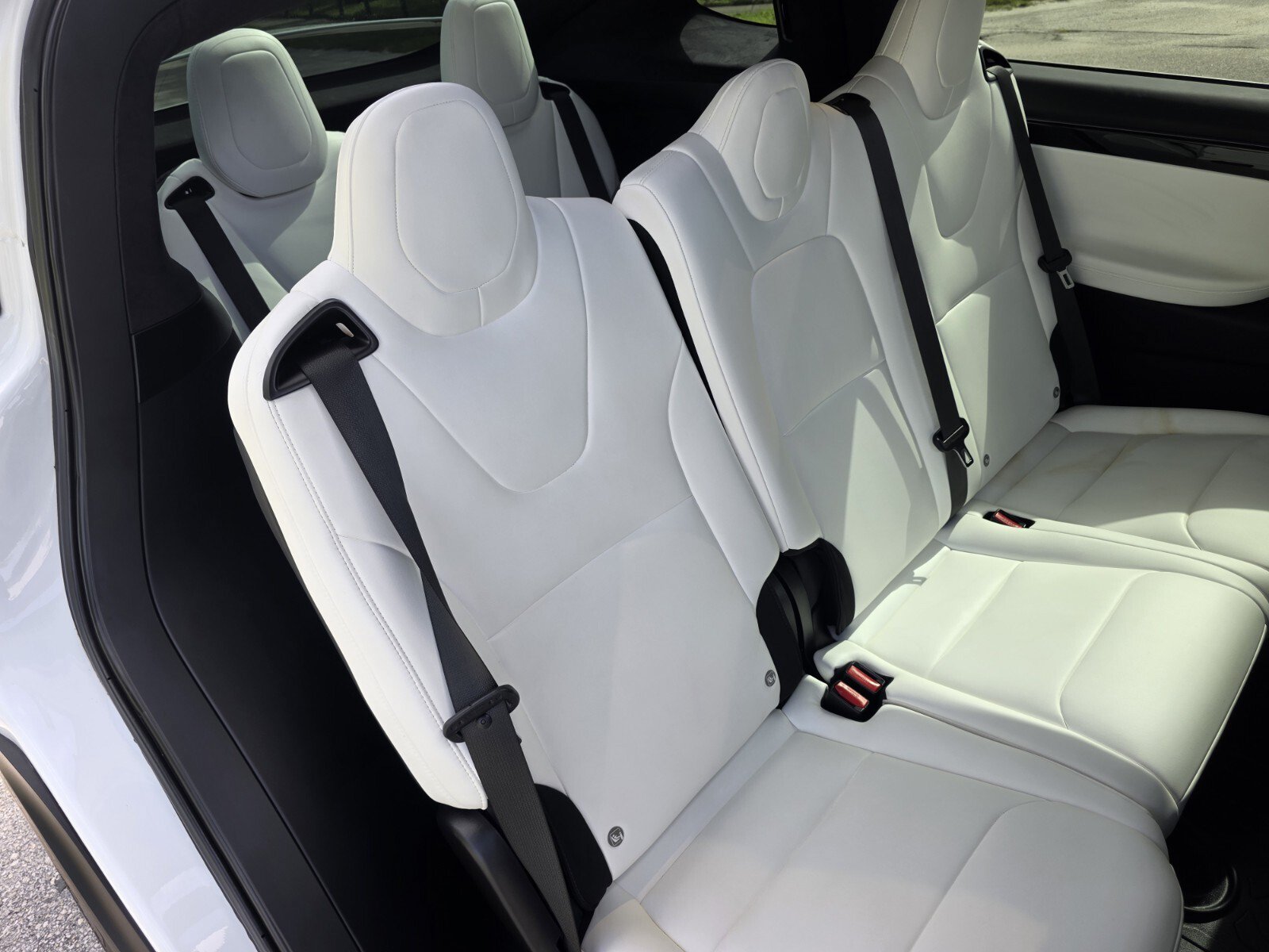 Used 2020 Tesla Model X Long Range AWD/4WD image 25