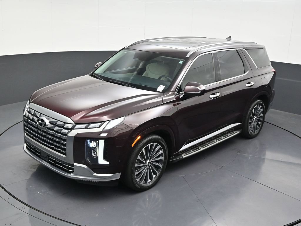 Used 2024 Hyundai Palisade Calligraphy image 17