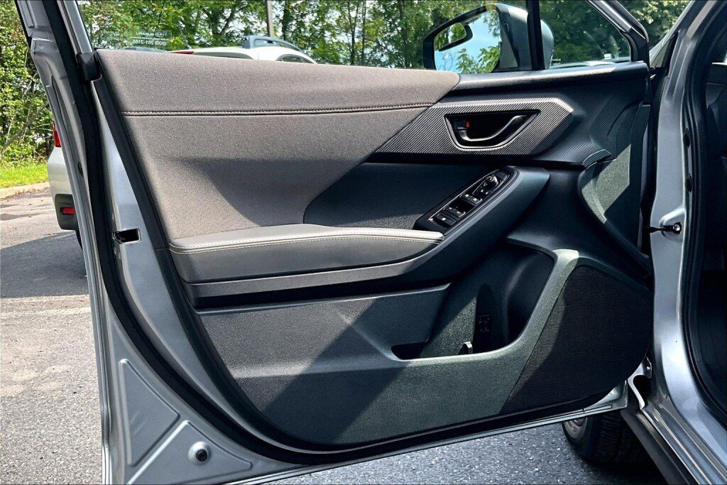 Certified 2025 Subaru Crosstrek 2.5i Sport w/ Crosstrek Mirror Package AWD/4WD image 12
