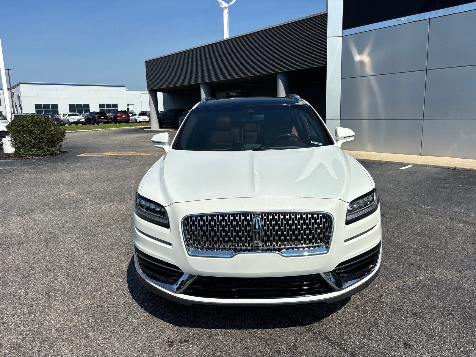 Certified 2020 Lincoln Nautilus Black Label w/ Class II Trailer Tow Package AWD/4WD image 2