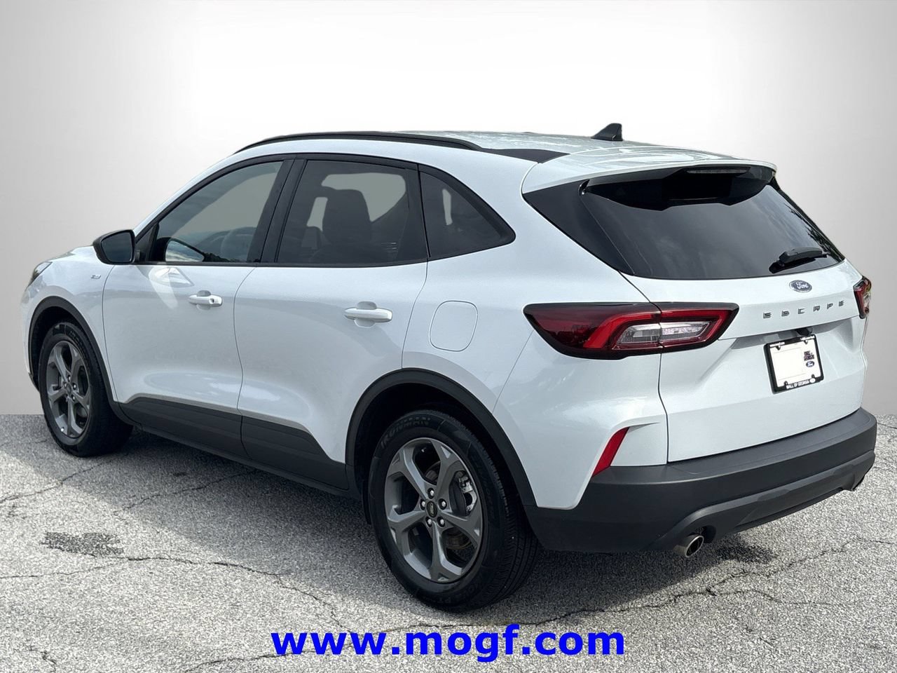 Used 2025 Ford Escape ST-Line FWD image 21