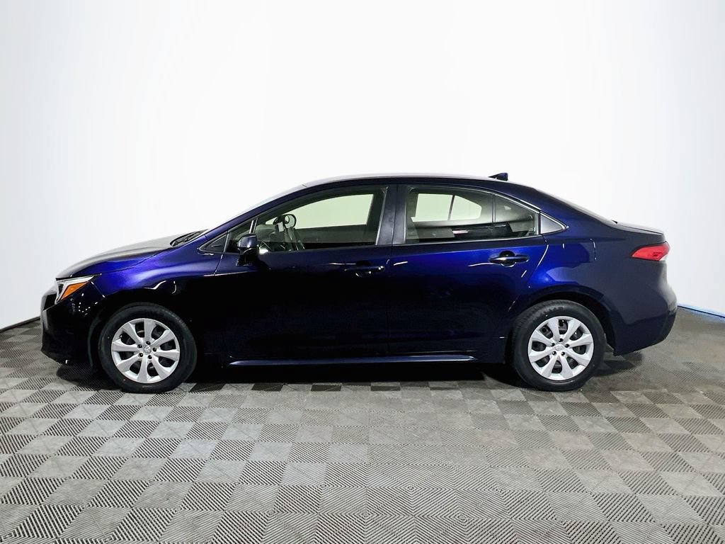 Certified 2023 Toyota Corolla LE FWD image 4