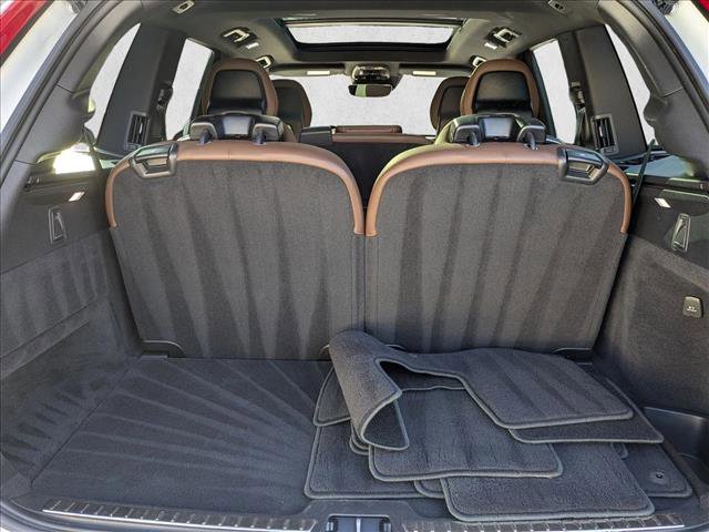 Used 2022 Volvo XC90 T6 Momentum w/ Advanced Package image 6