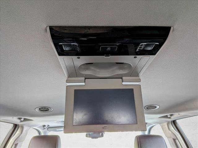 Used 2016 Chevrolet Suburban LTZ image 23