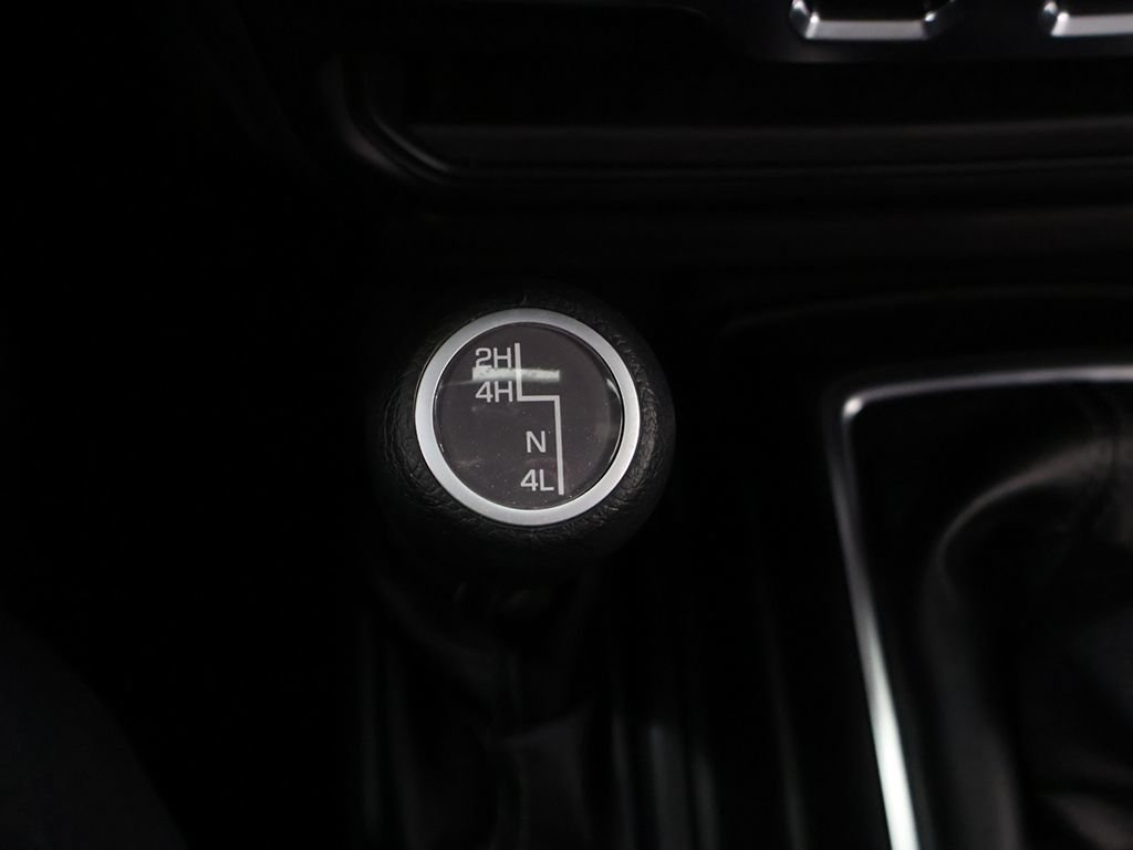 Used 2026 Jeep Wrangler Sport AWD/4WD image 40