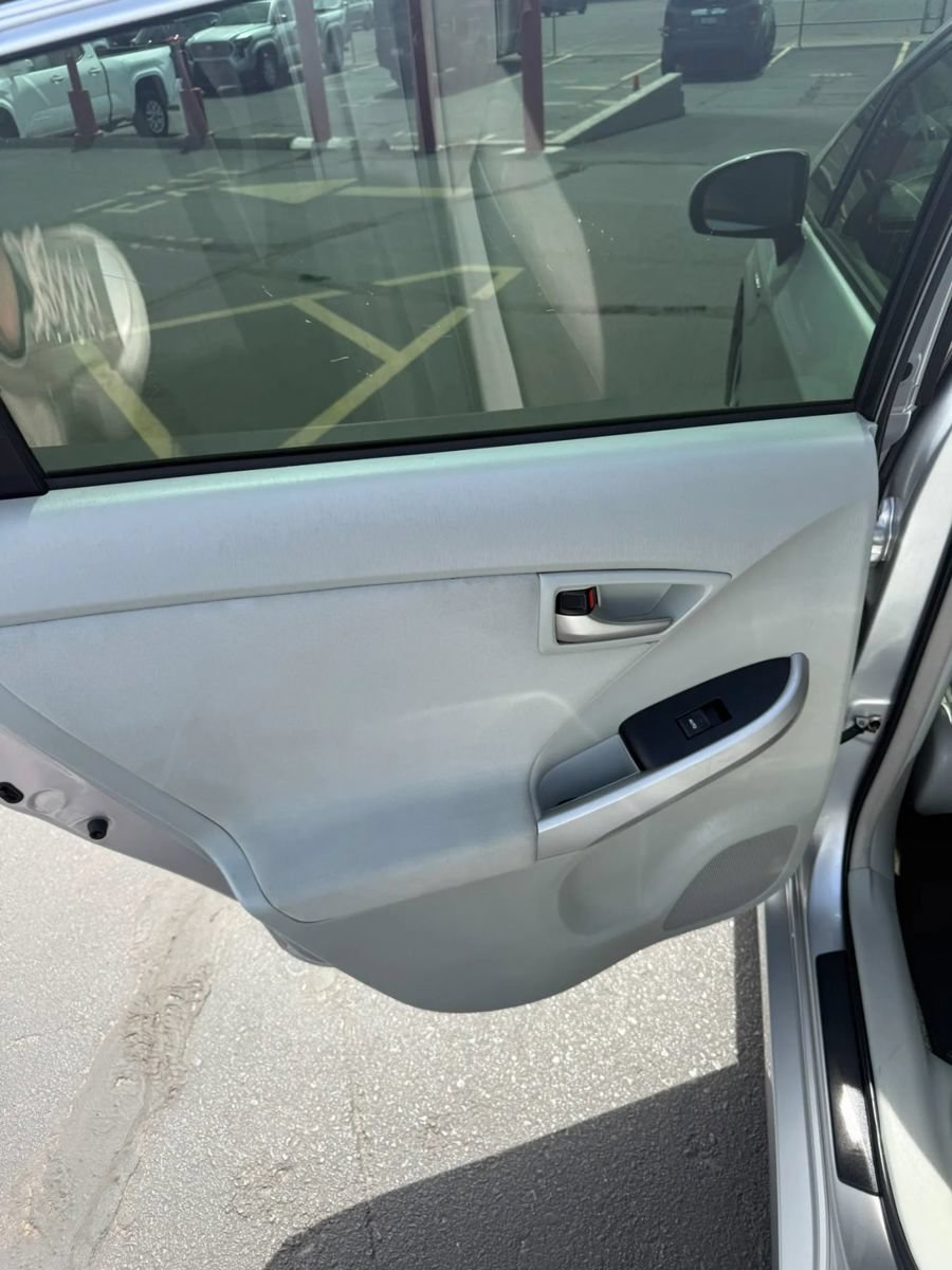 Used 2013 Toyota Prius Three FWD image 11