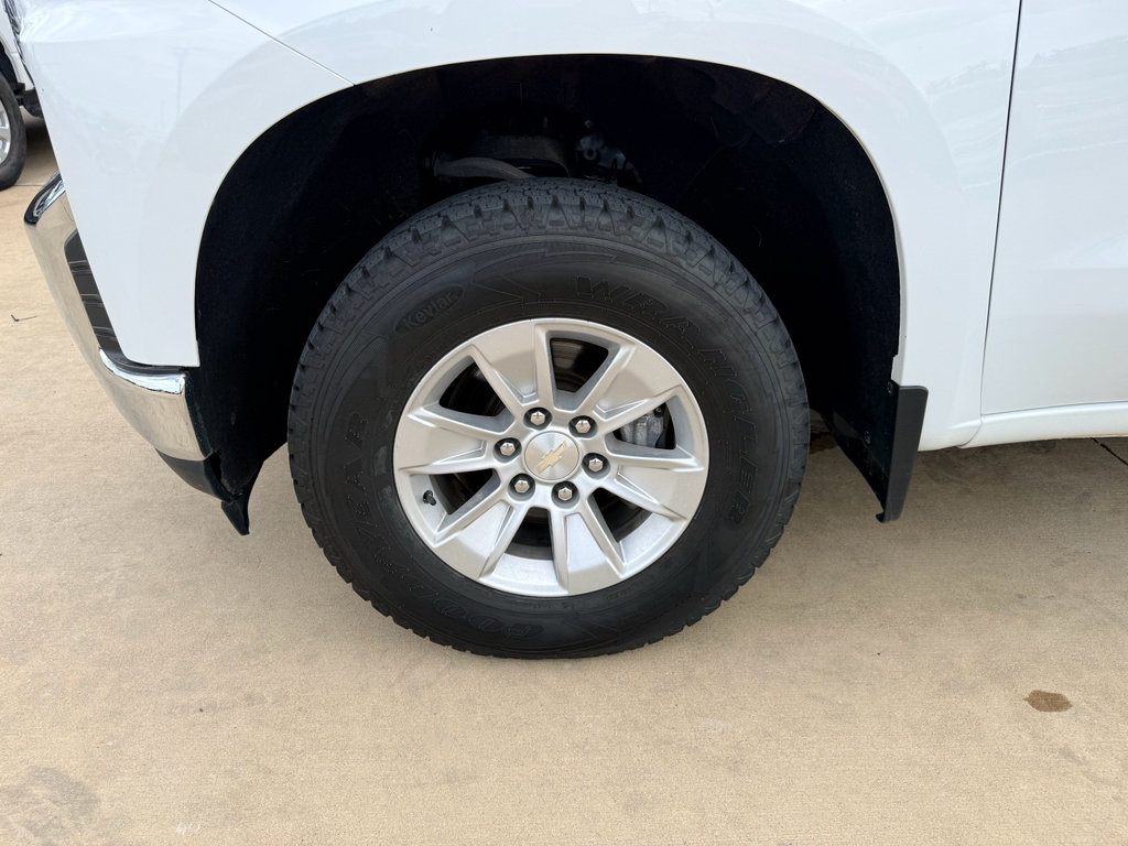 Used 2021 Chevrolet Silverado 1500 LT w/ Safety Package II AWD/4WD image 31