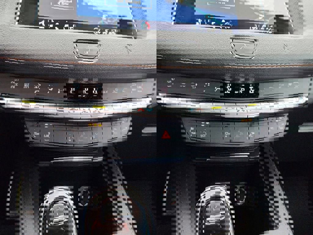 Used 2021 Cadillac XT4 Sport image 28