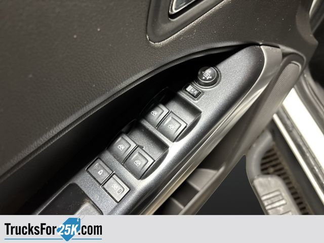 Used 2017 Chevrolet Colorado LT w/ Redline Special Edition image 26