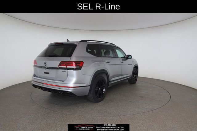 Used 2023 Volkswagen Atlas SEL R-Line image 18