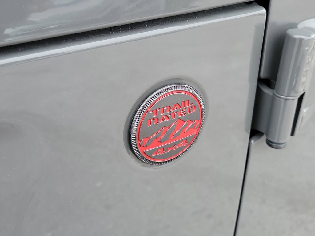 Used 2023 Jeep Wrangler Unlimited Rubicon image 39