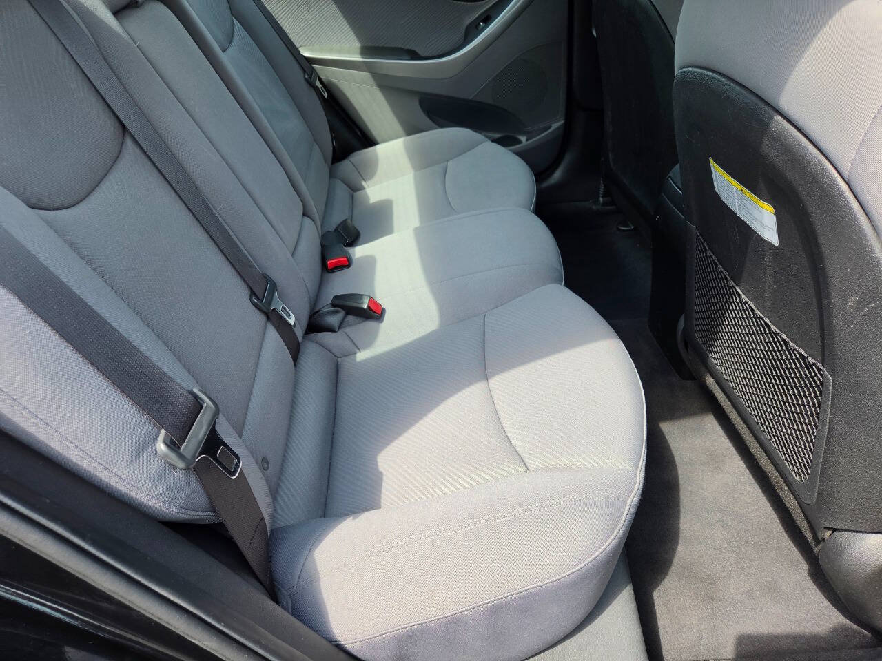 Used 2013 Hyundai Elantra GLS w/ Preferred Pkg FWD image 27