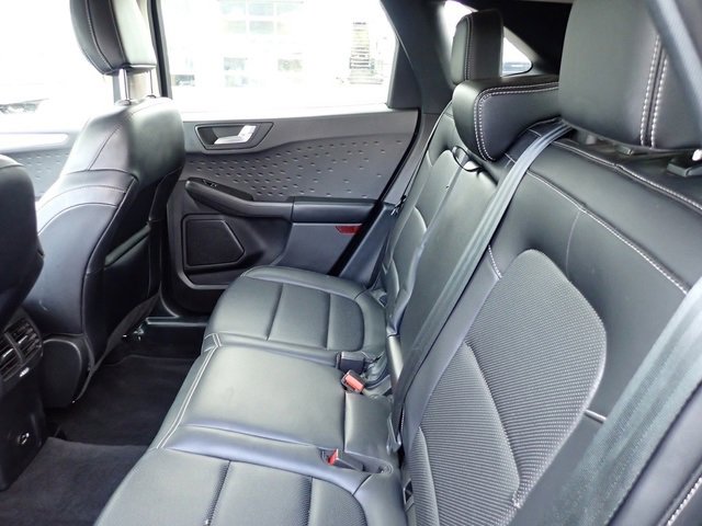 Used 2020 Ford Escape SEL image 15