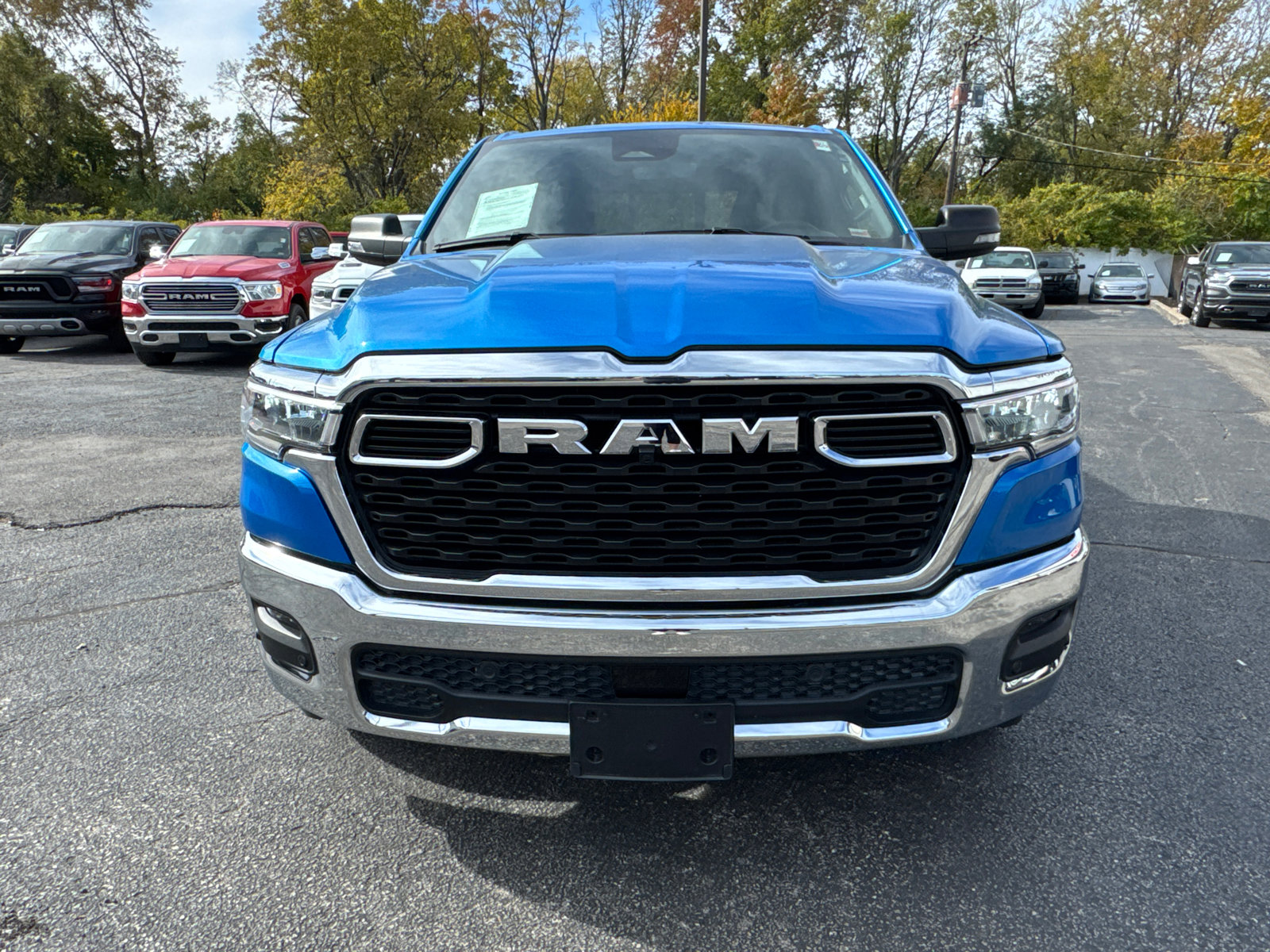 Used 2025 RAM 1500 Big Horn AWD/4WD image 2