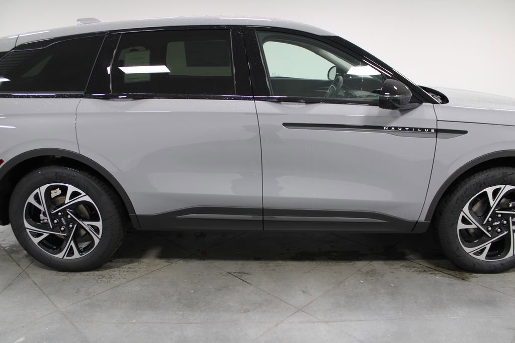 New 2026 Lincoln Nautilus Premier w/ Equipment Group 102A image 10