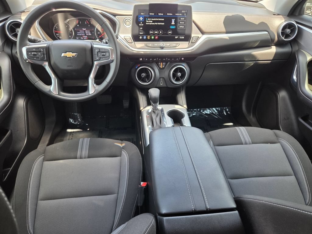 Used 2023 Chevrolet Blazer LT FWD image 10