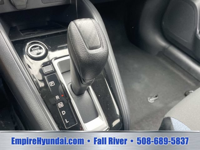 Used 2025 Nissan Versa SV w/ Trunk Package FWD image 31