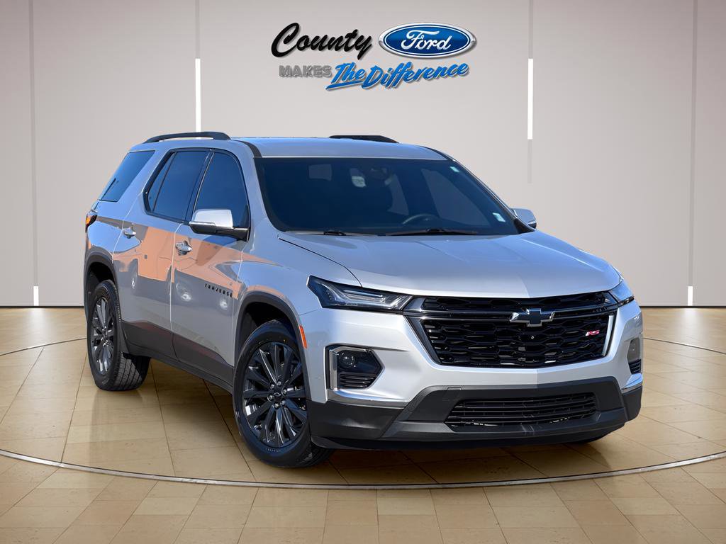 Used 2022 Chevrolet Traverse RS image 1